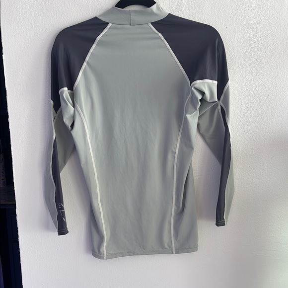 Gray Swim Rash Guard - Picture 9 of 11